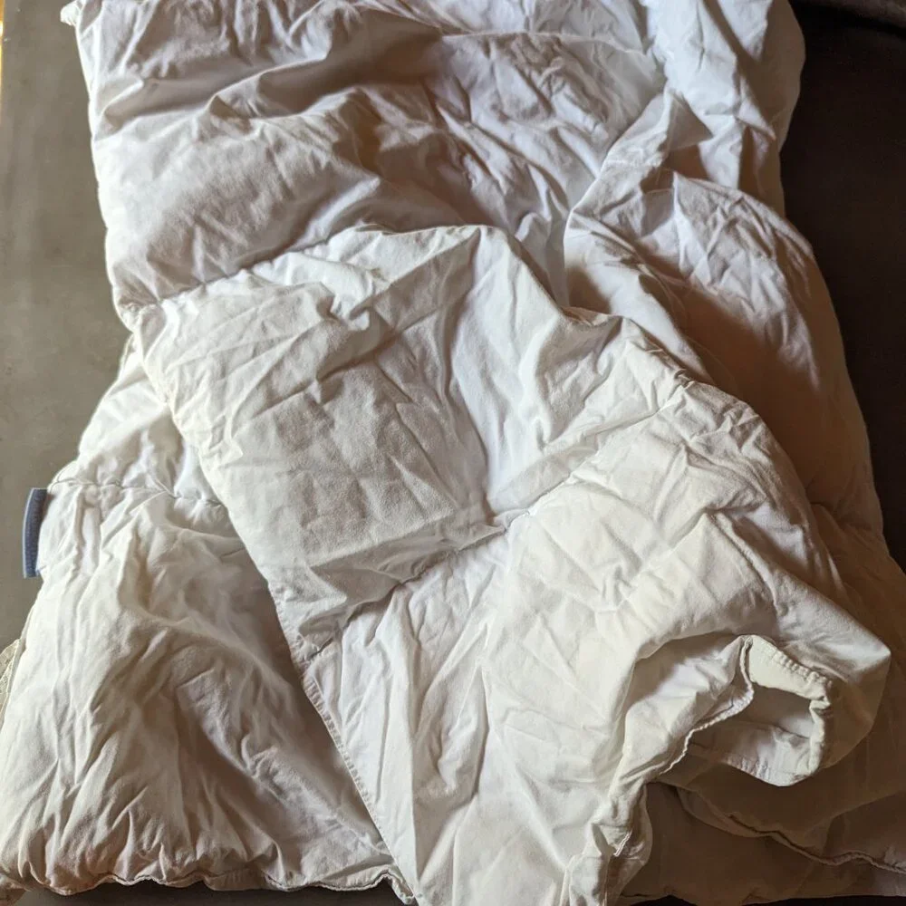 Land of Nod Duvet Insert - Picture 3 of 16